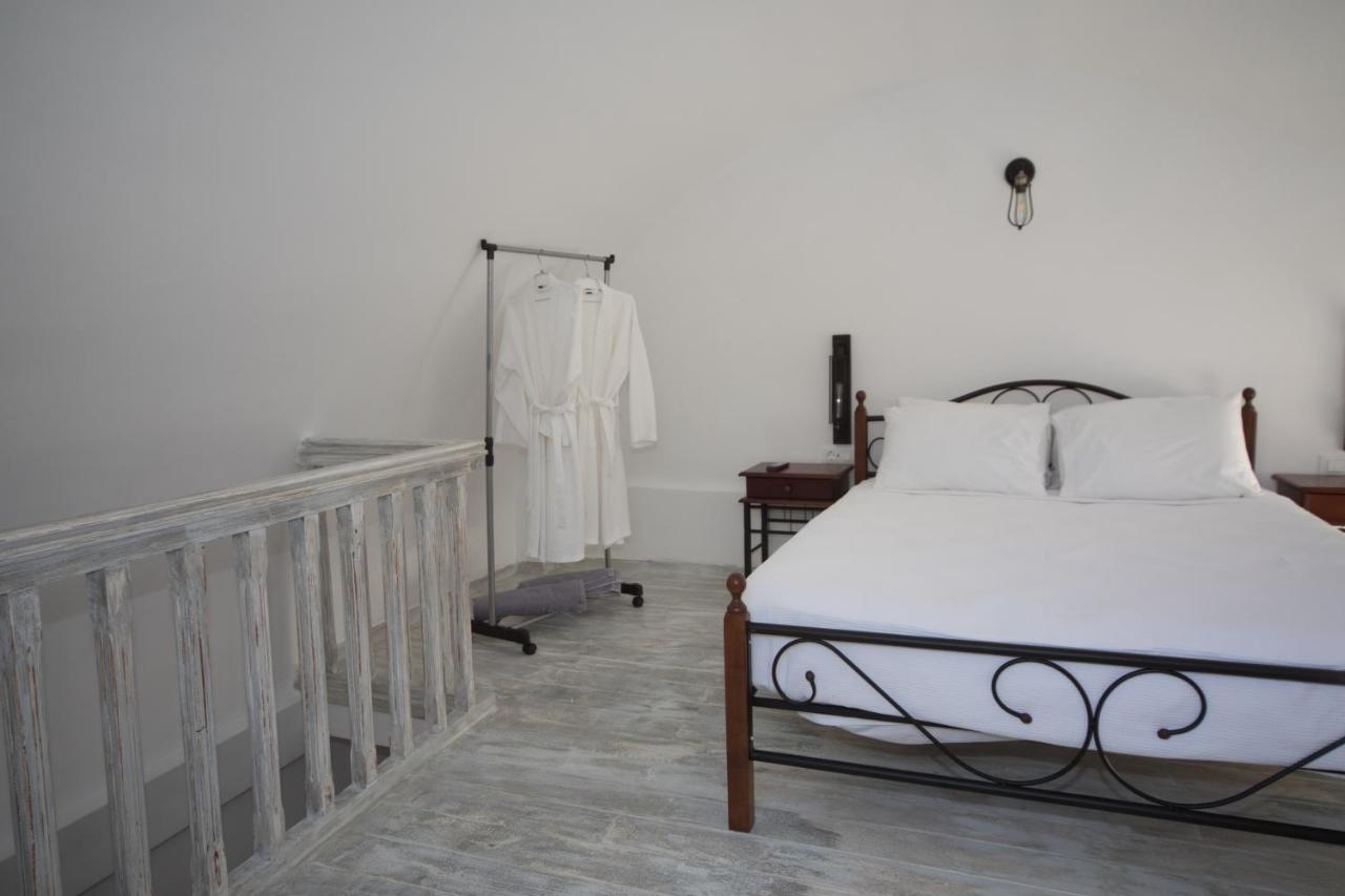 Villa Galaxy Santorini Fira  Exterior photo