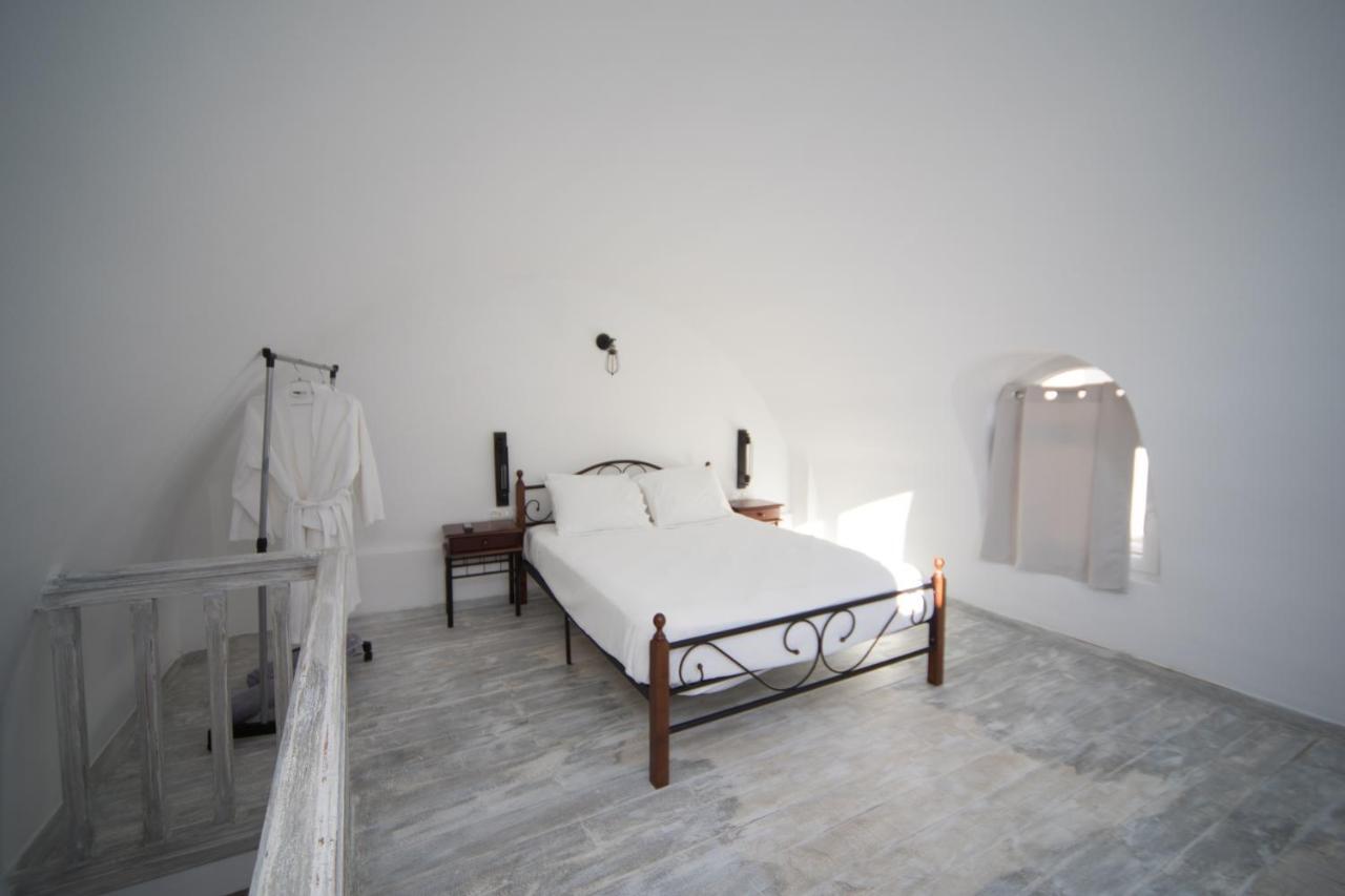 Villa Galaxy Santorini Fira  Exterior photo